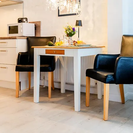 Altstadtapartment- Historischer Charme Trifft Modernen Komfort Zentral & Gemuetlich Mit Parkplatz! Apartment Niederdorla